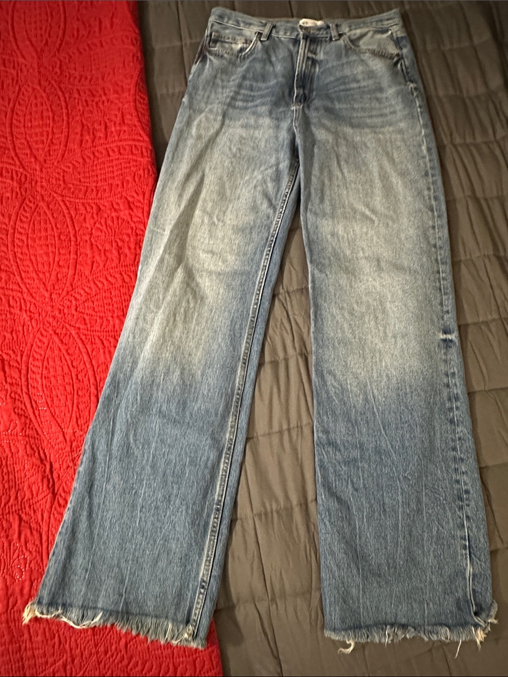 Zara wide-leg jeans needs repair! Size 8